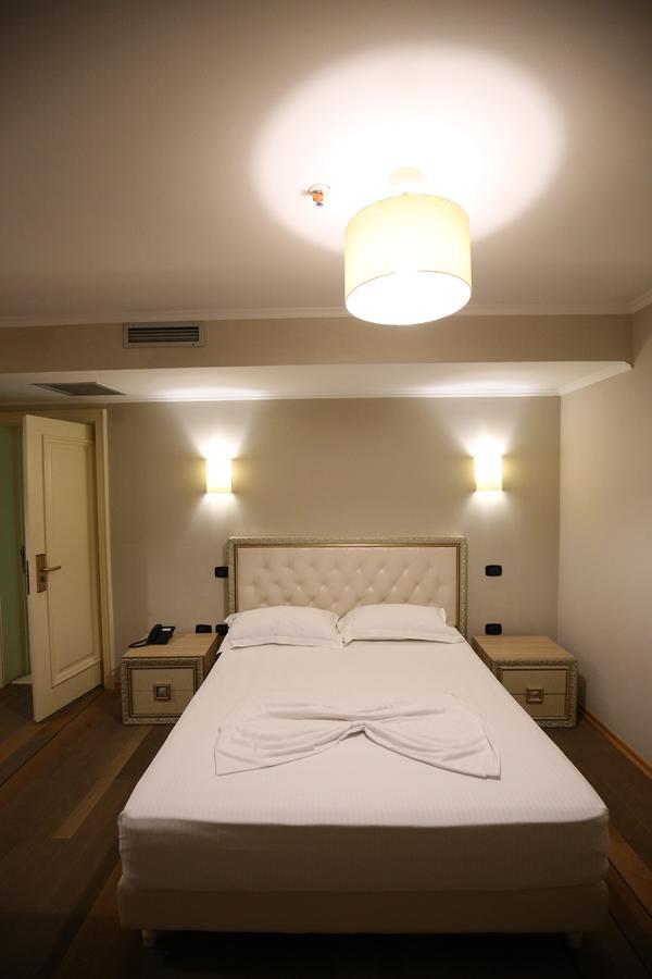 דורס Germany Hotel מראה חיצוני תמונה